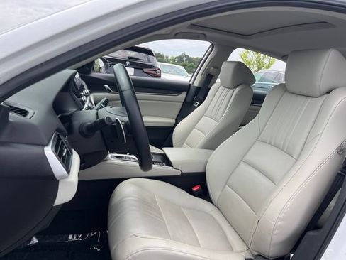 Used 2021 Honda Accord EX-L image 13