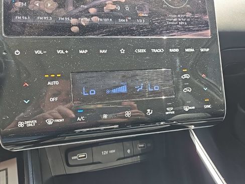 Used 2022 Hyundai Tucson Limited AWD/4WD image 58