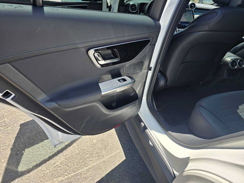 Certified 2026 Mercedes-Benz GLC 300 4MATIC image 16