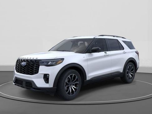 New 2026 Ford Explorer ST-Line image 1