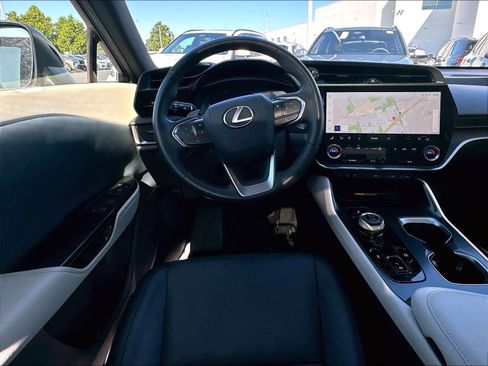 Used 2023 Lexus RZ 450e Premium w/ Technology Package AWD/4WD image 11