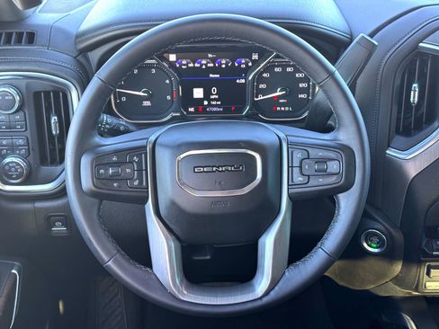 Used 2022 GMC Sierra 2500 Denali w/ Technology Package image 25