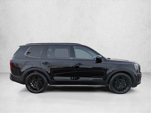 Used 2021 Kia Telluride SX w/ SX Prestige Package image 4
