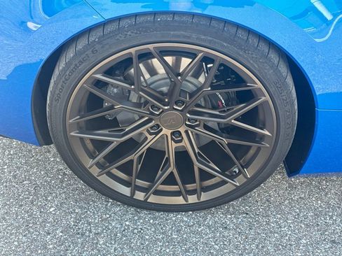 Used 2025 Chevrolet Corvette Stingray Coupe w/ Z51 Performance Package RWD image 8