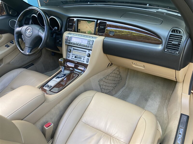 Used 2007 Lexus SC 430 Convertible RWD image 19