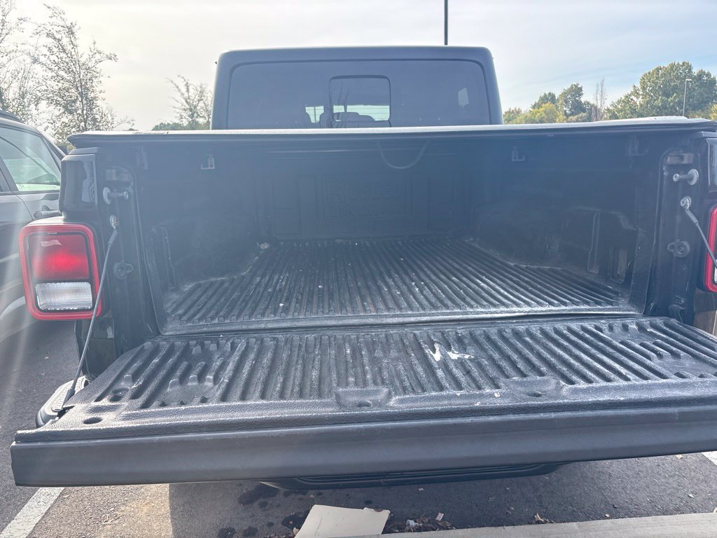 Used 2020 Jeep Gladiator Overland AWD/4WD image 9