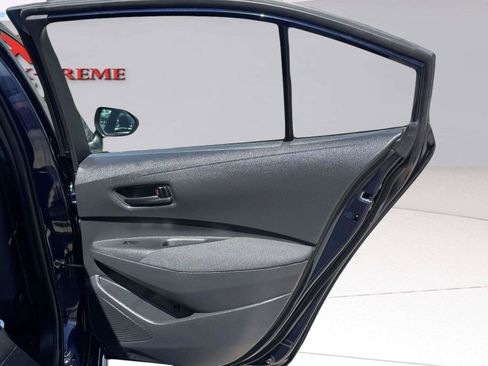 Used 2025 Toyota Corolla LE FWD image 42