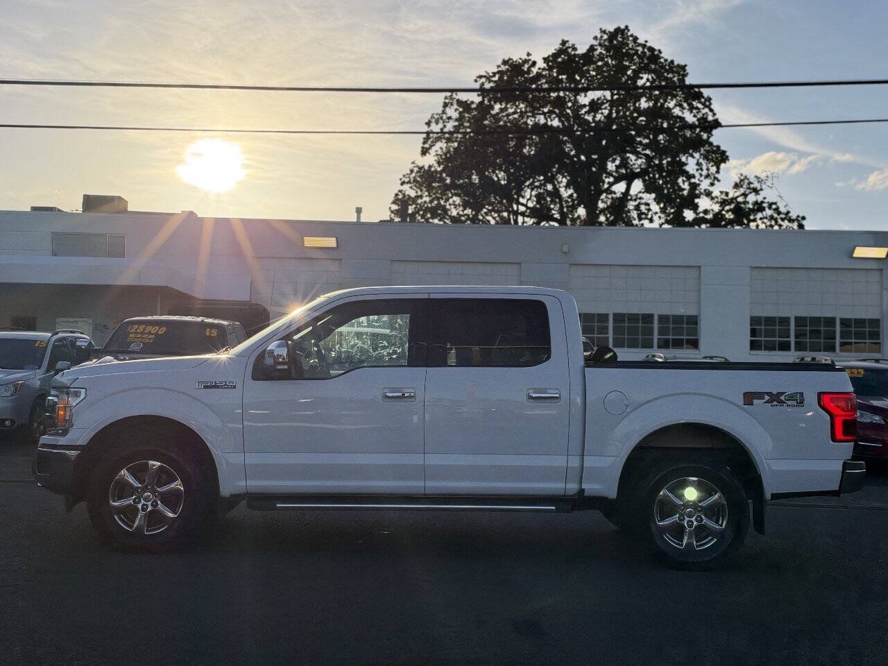 Used 2019 Ford F150 Lariat AWD/4WD image 8
