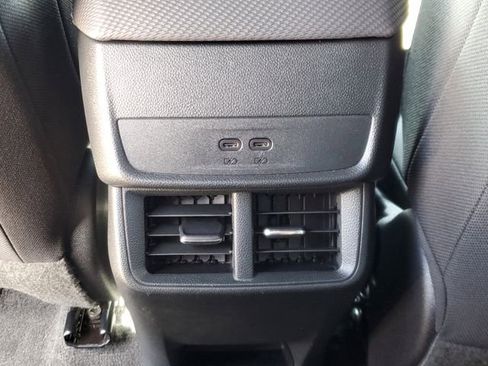 Used 2026 Chevrolet Equinox LT AWD/4WD image 11