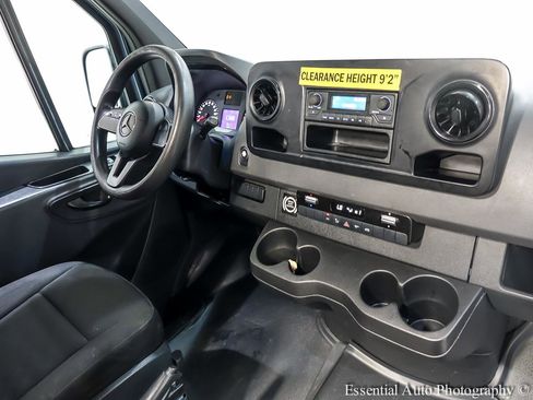 Used 2019 Mercedes-Benz Sprinter 170 image 19