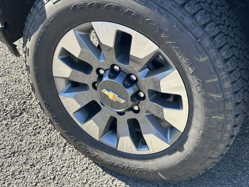 New 2026 Chevrolet Silverado 2500 LT w/ All Star Edition image 9
