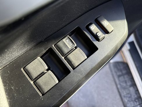 Used 2019 Toyota Tundra SR5 w/ TRD Sport Package image 16