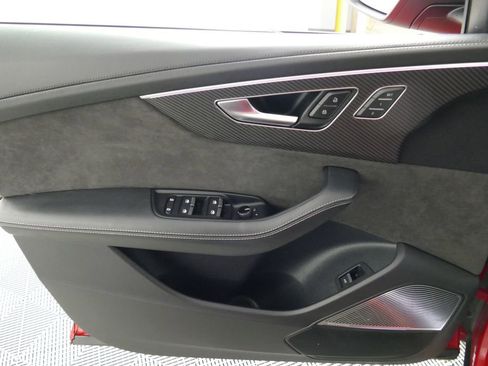 Used 2022 Audi RS Q8 AWD/4WD image 31