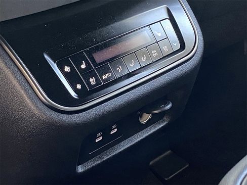 New 2026 INFINITI QX80 Autograph image 18