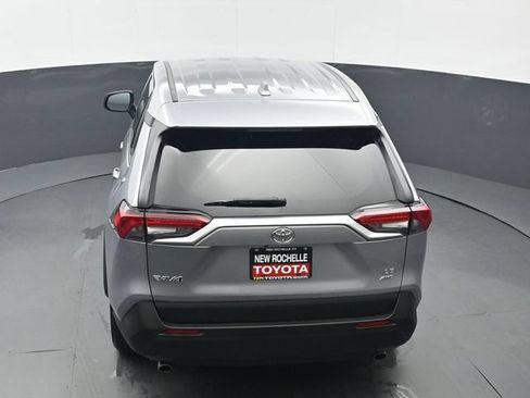 Certified 2023 Toyota RAV4 LE AWD/4WD image 37