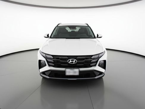 Used 2025 Hyundai Tucson SEL FWD image 2