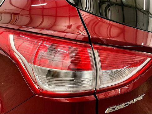 Used 2013 Ford Escape SEL image 29