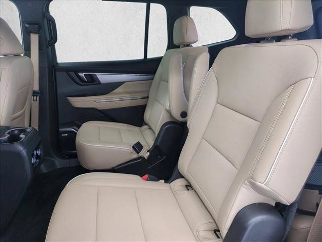 Used 2026 Buick Enclave Preferred w/ Power Package FWD image 20
