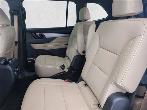 Used 2026 Buick Enclave Preferred w/ Power Package FWD image 20