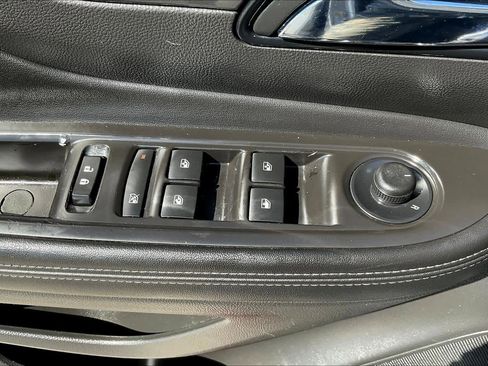 Used 2019 Buick Encore Preferred image 13