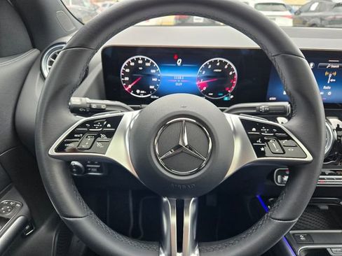 Certified 2025 Mercedes-Benz GLA 250 4MATIC image 22