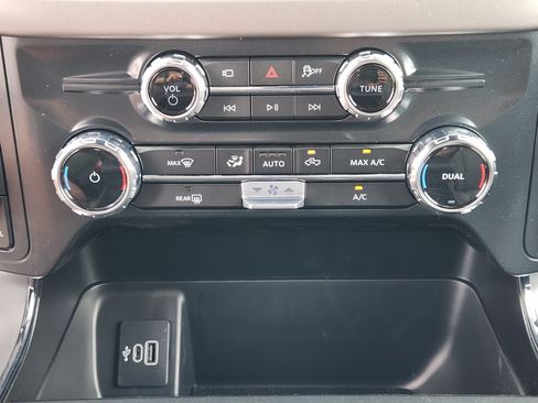New 2026 Ford F150 XLT w/ FX4 Off-Road Package AWD/4WD image 15