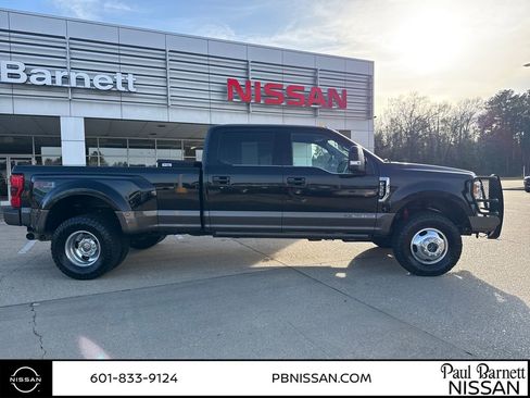 Used 2017 Ford F350 King Ranch w/ King Ranch Ultimate Package image 21