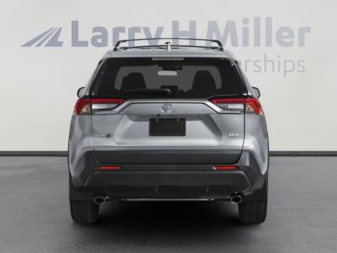 Certified 2023 Toyota RAV4 XLE Premium image 10