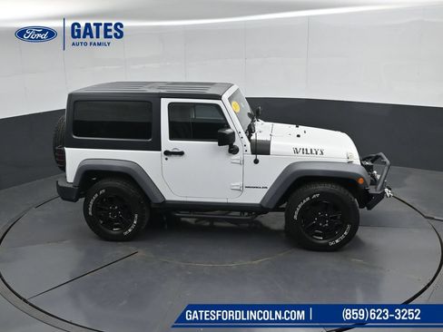 Used 2015 Jeep Wrangler Sport AWD/4WD image 37