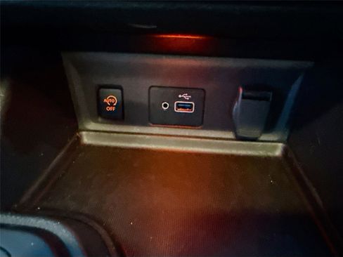 Used 2024 Nissan Sentra S FWD image 14