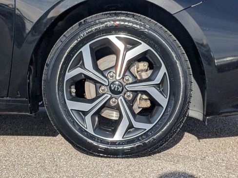 Used 2019 Kia Forte LXS image 13