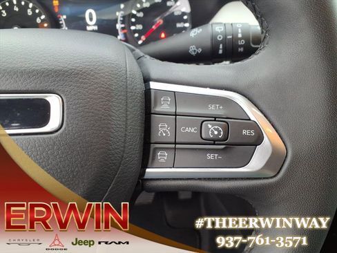 Certified 2024 Jeep Compass Limited image 19