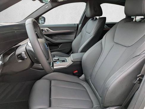 Used 2025 BMW i4 eDrive40 RWD image 11