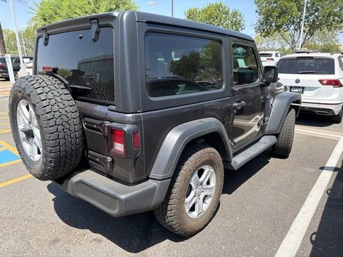 Used 2020 Jeep Wrangler Sport AWD/4WD image 3