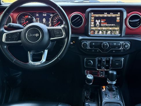 Used 2022 Jeep Wrangler Unlimited Rubicon w/ LED Lighting Group image 7