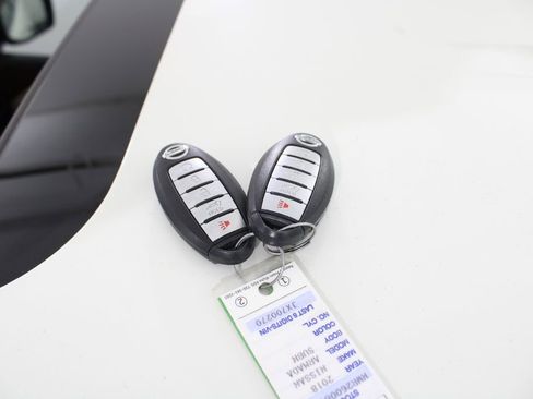 Used 2018 Nissan Armada Platinum w/ Captain Seat Package image 17