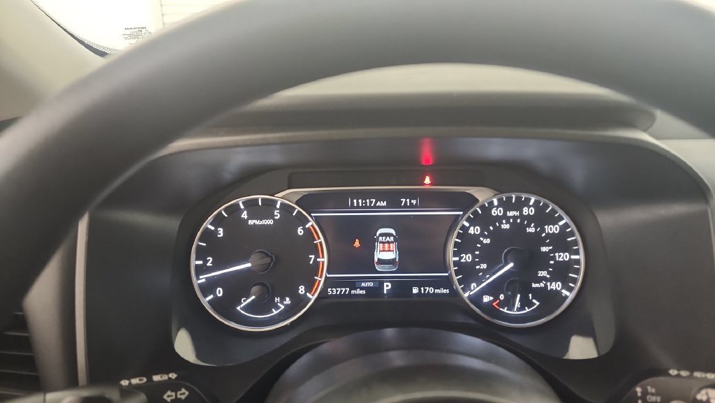 Used 2024 Nissan Rogue S AWD/4WD image 11