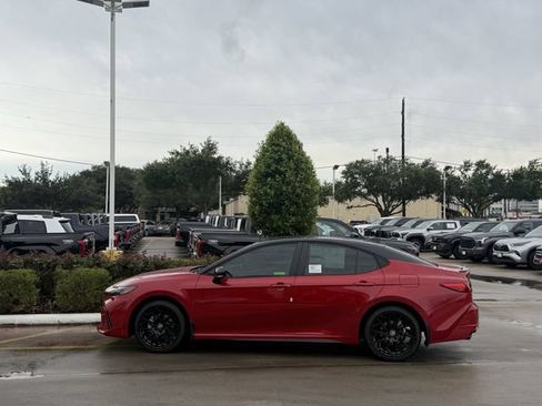 Used 2026 Toyota Camry XSE w/ Premium Plus Package FWD image 4