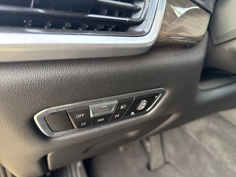 Used 2022 BMW X5 xDrive40i w/ Parking Assistance Package image 15