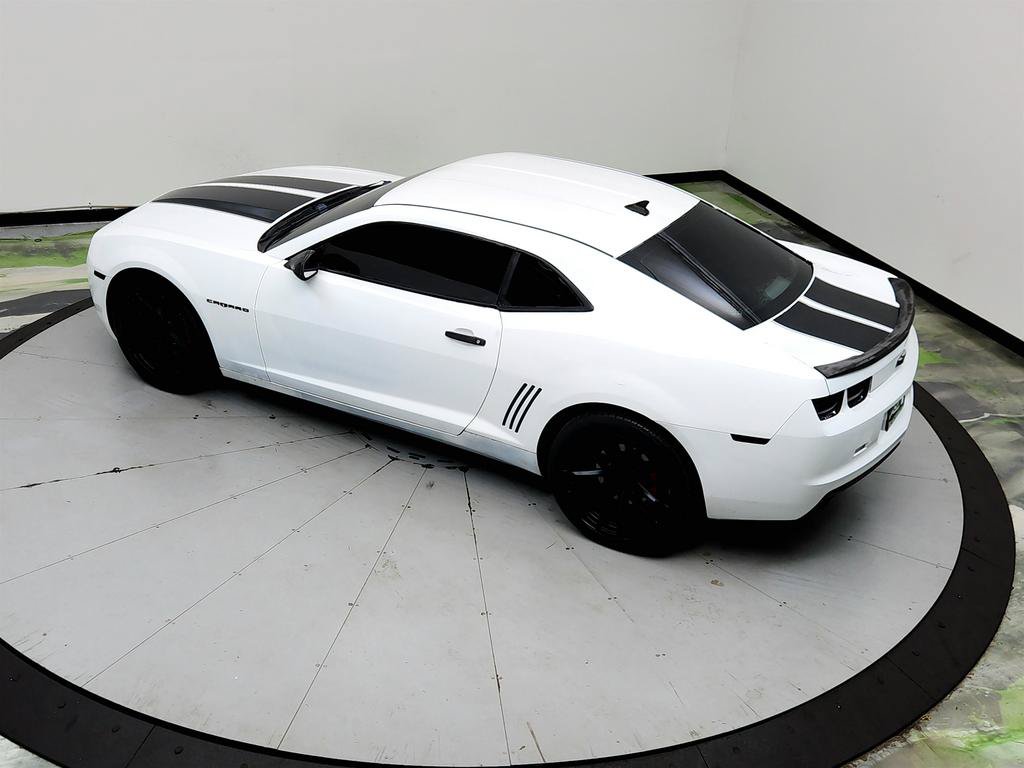 Used 2012 Chevrolet Camaro LS RWD image 29