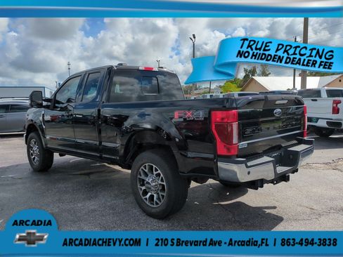 Used 2021 Ford F250 Lariat w/ Lariat Value Package AWD/4WD image 6