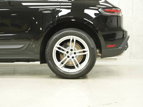 New 2026 Porsche Macan AWD/4WD image 40