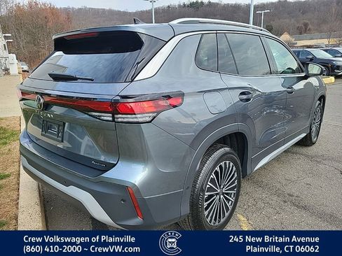 New 2025 Volkswagen Tiguan S image 3