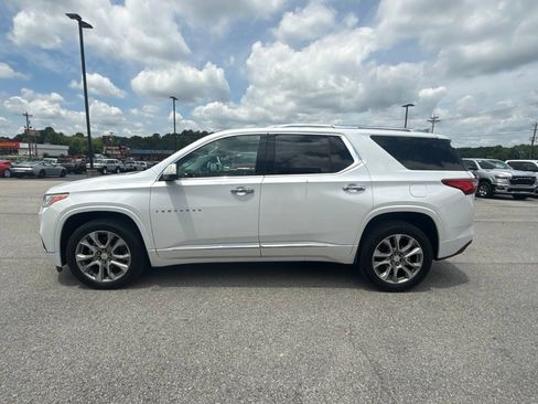 Used 2021 Chevrolet Traverse Premier w/ LPO, Floor Liner Package AWD/4WD image 5