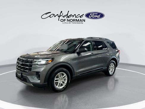 New 2026 Ford Explorer Active w/ Active Comfort Package RWD image 4