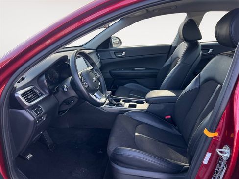 Used 2020 Kia Optima S image 9
