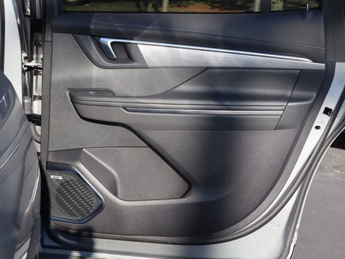 New 2025 Buick Enclave Preferred image 21