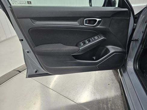 Used 2025 Honda Civic Sport image 30