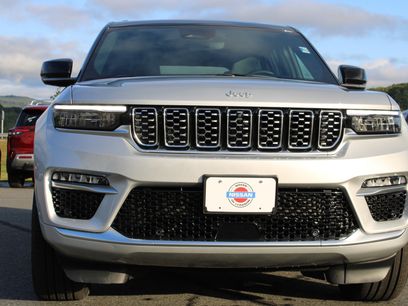 Used 2025 Jeep Grand Cherokee Summit w/ Luxury Tech Group V