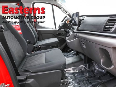 Used 2024 Ford E-Transit Base image 21